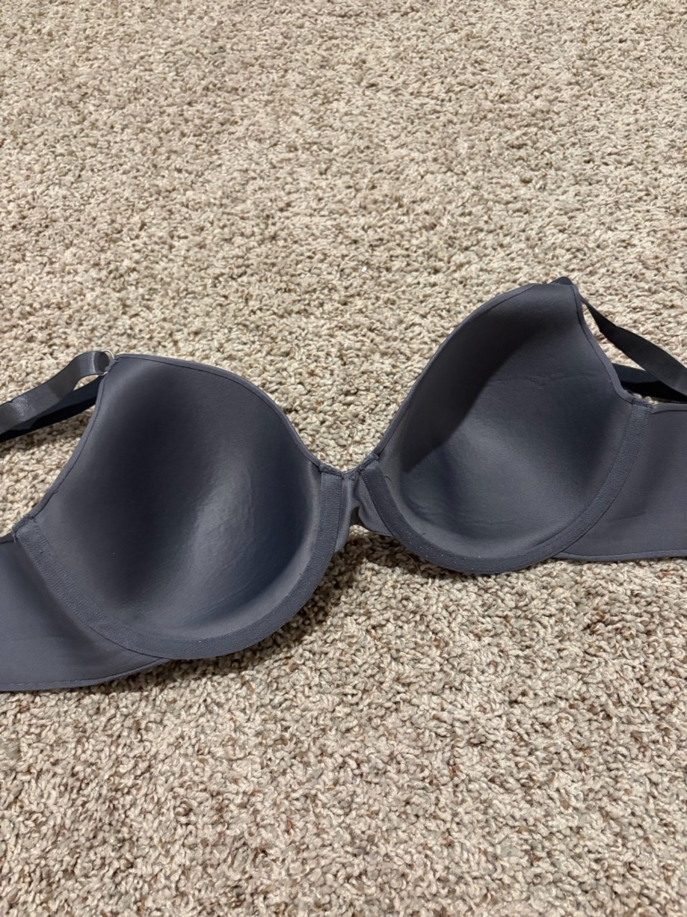 Vanity Fair Smooth Molded Bra in Charcoal - Picture 5 of 6